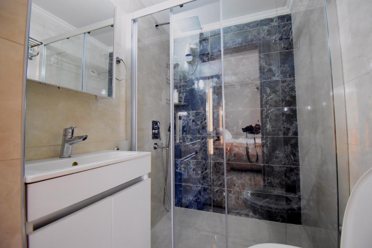 Eroglu City Hotel Fethiye Bagian luar foto